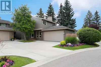 18, 1901 Varsity Estates Drive NW