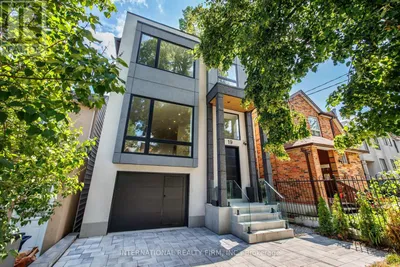 19 IVY AVENUE