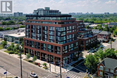 327 - 2300 ST CLAIR AVENUE N