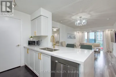 827 - 35 SARANAC BOULEVARD