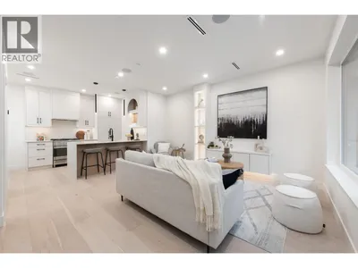 1 65 E KING EDWARD AVENUE