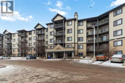 427, 200 Richard Street