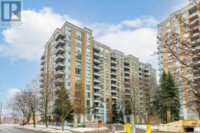 511 - 39 PEMBERTON AVENUE