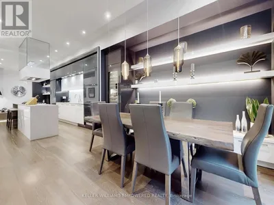 18 - 850 RICHMOND STREET W