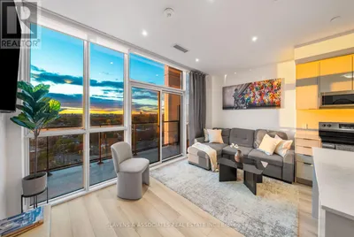 720 - 60 GEORGE BUTCHART DRIVE