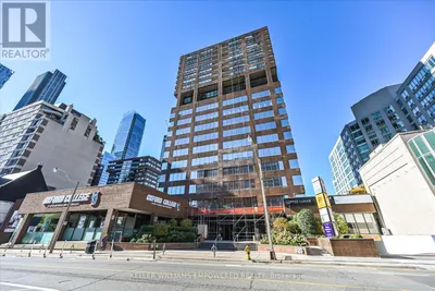1612 - 914 YONGE STREET