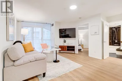 304 - 231 FORT YORK BOULEVARD