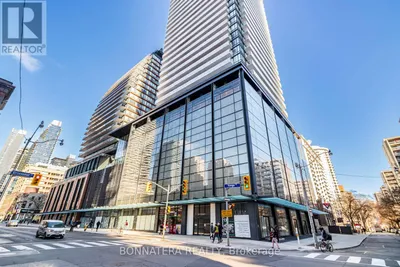 2113 - 501 YONGE STREET