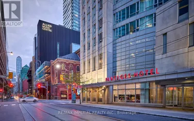 3002 - 210 VICTORIA STREET