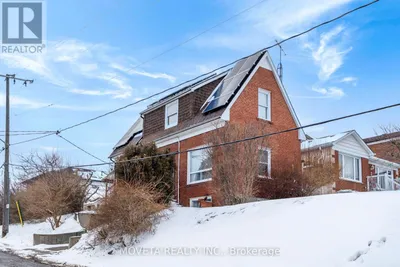 438 SILVERTHORN AVENUE