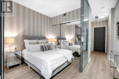 304 - 155 YORKVILLE AVENUE