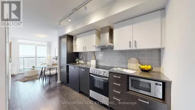 3112 - 125 REDPATH AVENUE