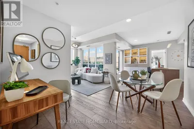 623 - 38 HOWARD PARK AVENUE