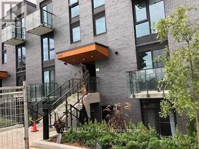 TH17 - 10 BRIN DRIVE