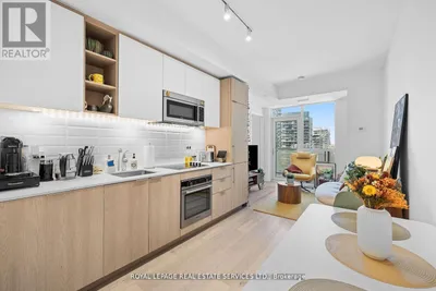 1603 - 50 ORDNANCE STREET