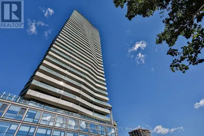 401 - 390 CHERRY STREET