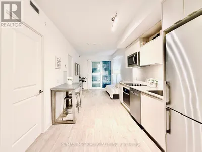 1612 - 100 DALHOUSIE STREET