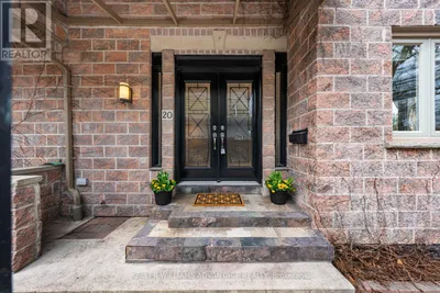 20 BIRCHMOUNT ROAD