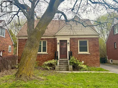 21 PLAXTON DRIVE