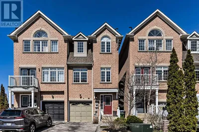 4 BLAIR STREET