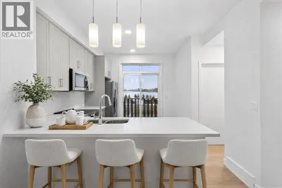 303, 437 Alpine Avenue SW