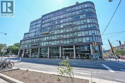 1201 DUNDAS Street E Unit# 902