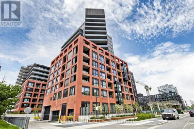 1309 - 8 TIPPETT ROAD