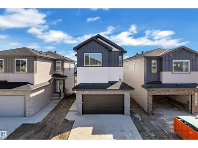 3 AXELWOOD CR