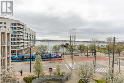 404 - 410 QUEENS QUAY W