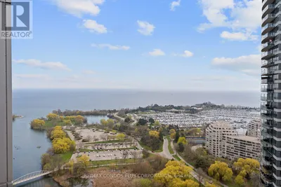 3206 - 2212 LAKESHORE BOULEVARD W