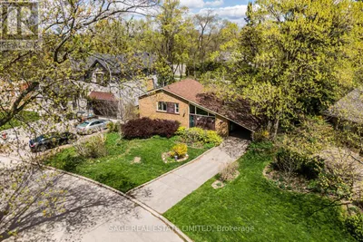 56 GRANGEMILL CRESCENT