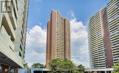 502 - 3 MASSEY SQUARE