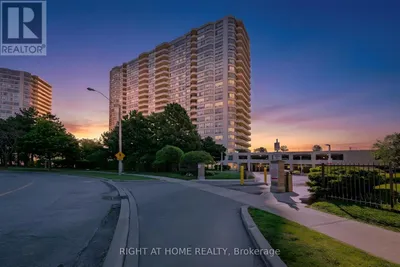 2027 - 3 GREYSTONE WALK DRIVE