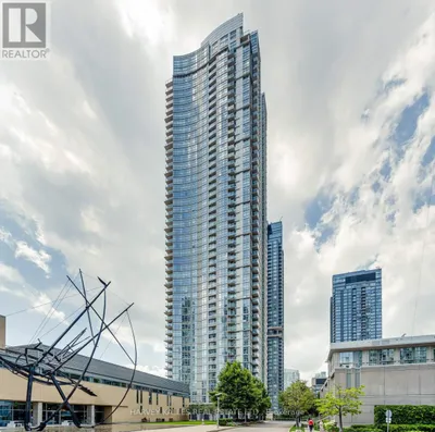 3808 - 35 MARINER TERRACE