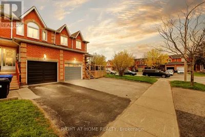 11 POTTER CRESCENT