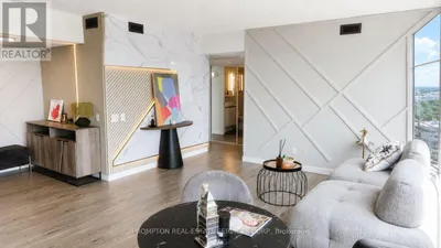 717 - 72 ESTHER SHINER BOULEVARD
