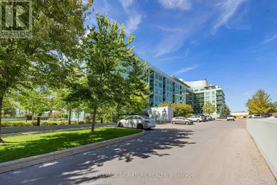 322 - 60 FAIRFAX CRESCENT