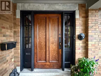 92 INGLEWOOD DRIVE