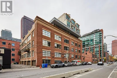 412 - 383 ADELAIDE STREET E