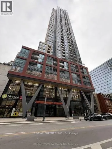 1113 - 108 PETER STREET
