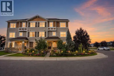 220 Windford Crescent SW