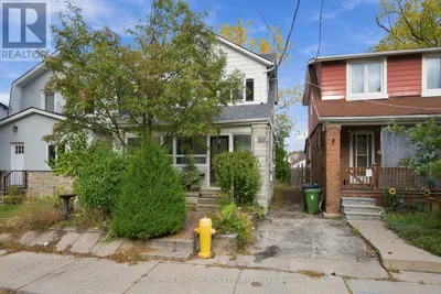 52 CRAYDON AVENUE