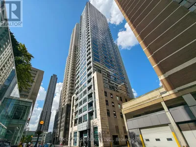 2501 - 21 BALMUTO STREET