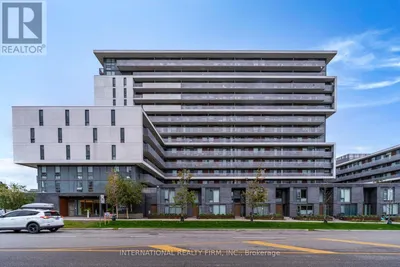 320 - 160 FLEMINGTON ROAD