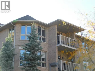 56 KERMAN Avenue Unit# 311