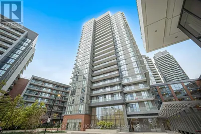 405 - 38 FOREST MANOR ROAD