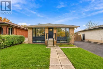 33 TAPLEY DRIVE