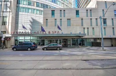 911 - 210 VICTORIA STREET