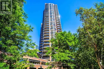 805 - 33 SHEPPARD AVENUE E