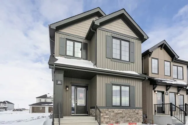 32 Chelles Wynd, St. Albert, Alberta
